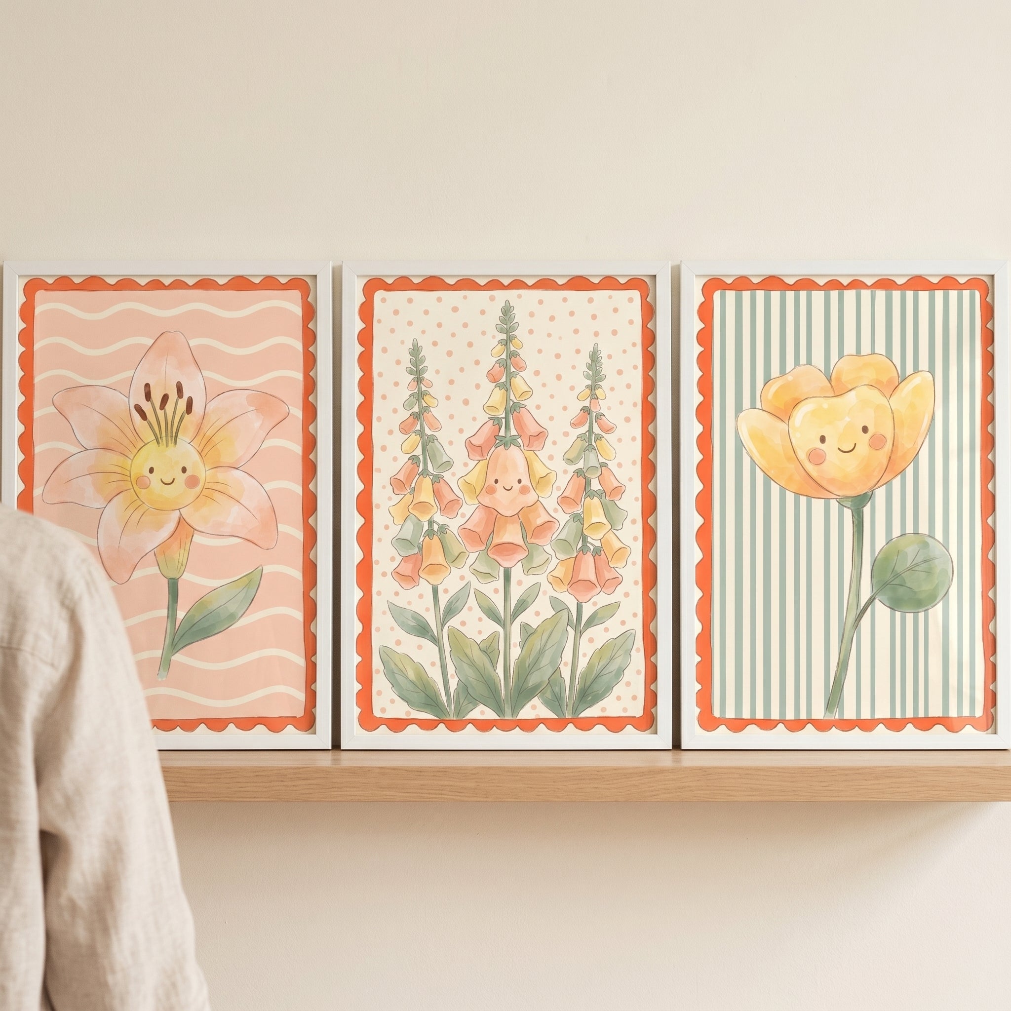 Scalloped Border Smiling Flower Wall Art Set of 3 - Happy Flower Trio
