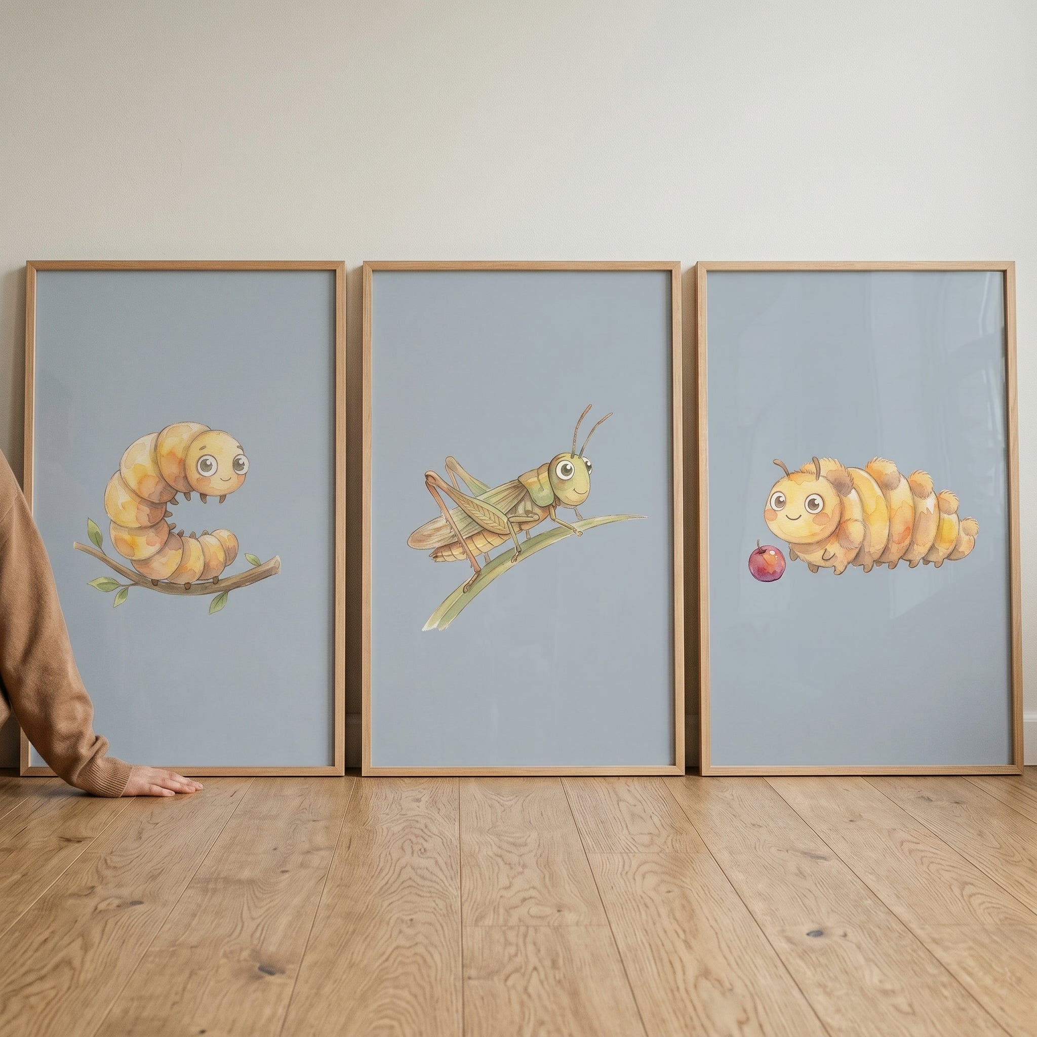 Smiling Garden Bug Wall Art Set of 3 - Tiny Bug Trio